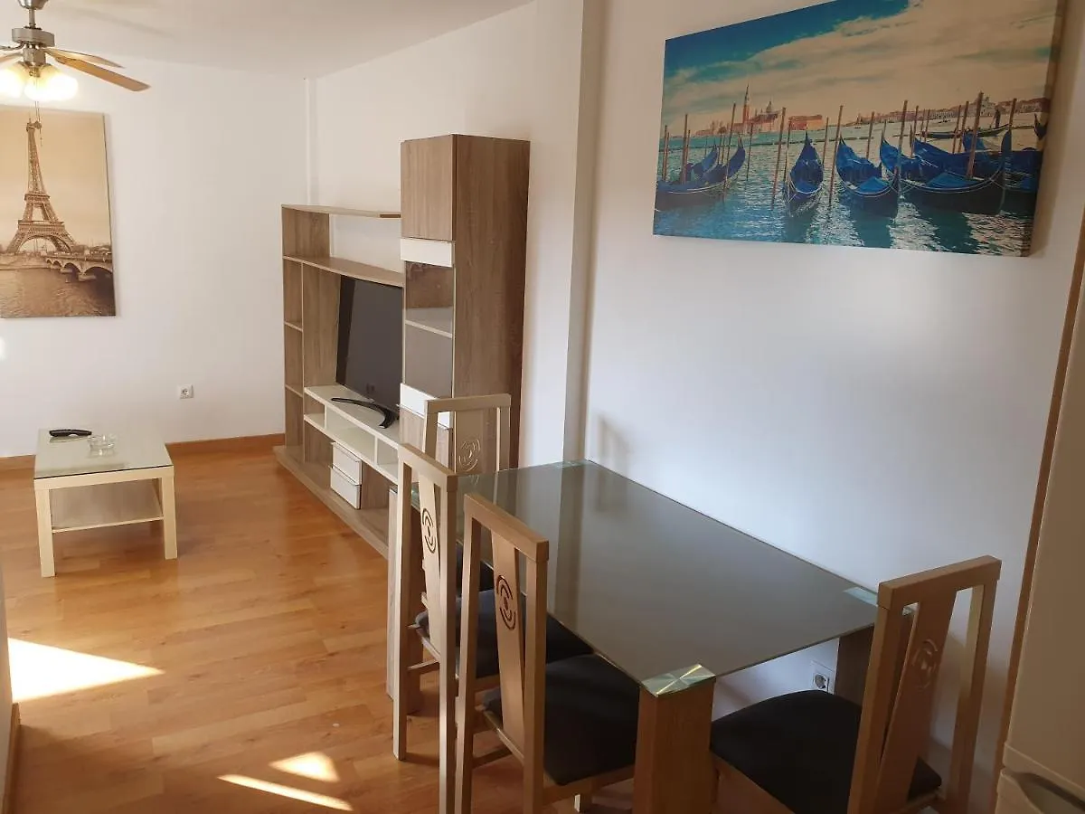 2H, Aire Acondic, 50M2, 1 Dormitorio, 4 Huespedes, Wifi Gratis La Linea de la Concepcion Spain