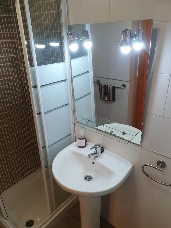 2H, Aire Acondic, 50M2, 1 Dormitorio, 4 Huespedes, Wifi Gratis La Linea de la Concepcion 0*,  Spain